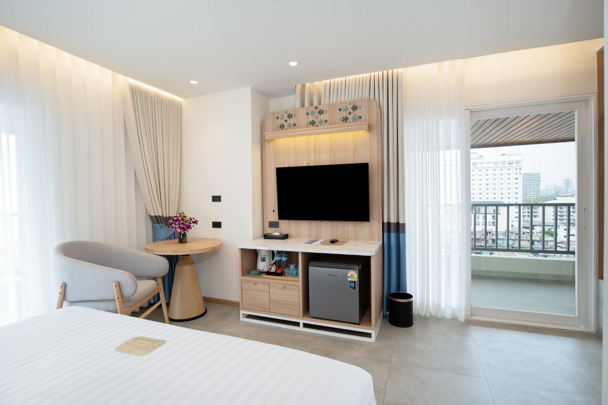 Jomtien Thani Hotel Zewnętrze zdjęcie