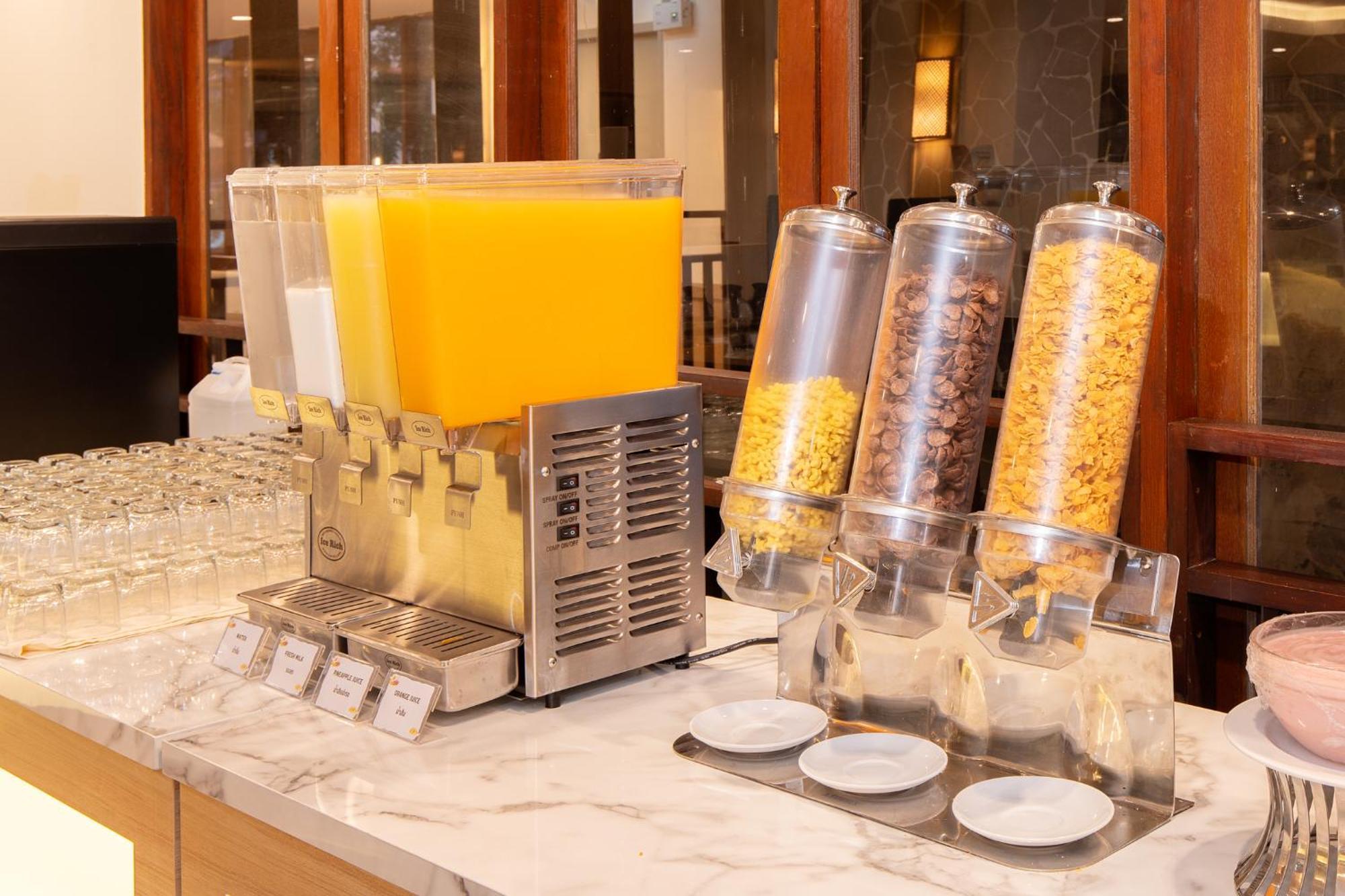Jomtien Thani Hotel Zewnętrze zdjęcie